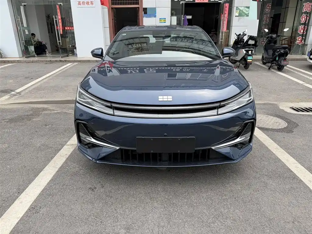 Geely Galaxy Galaxy A7 2025 EM-i фото 2