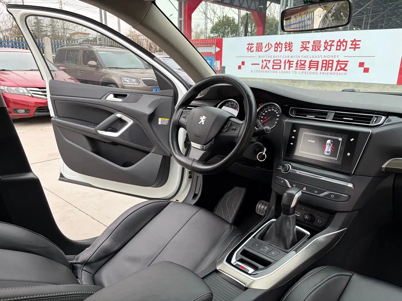 Peugeot 408 2016 1.6T Automatic Luxury Edition фото 11