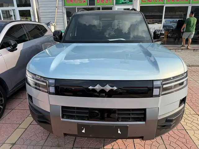 Fang Cheng Bao Titanium 7 2025 200KM Front-Wheel Drive Max Edition — фото 3
