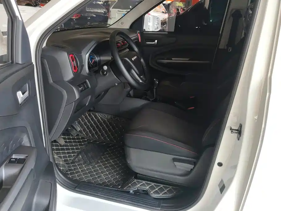 Dongfeng Fengguang Fengguang 380 2025 2022 1.5L Luxury Passenger Van 5-seater