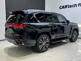 Photo 4 - Lexus LX