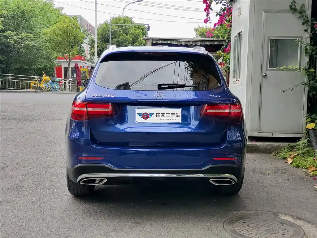 Mercedes-Benz GLC 2018 Facelift GLC 260 4MATIC Luxury фото 5