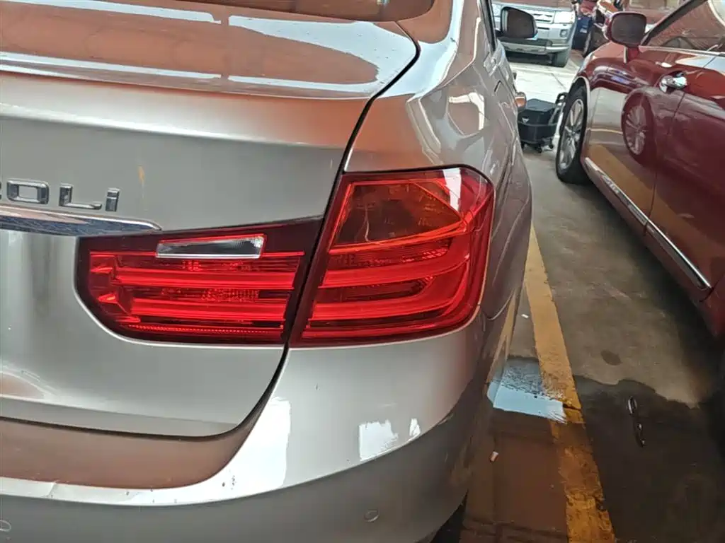 BMW 3 Series 2015 320Li Super Joy Luxury Design Package фото 8