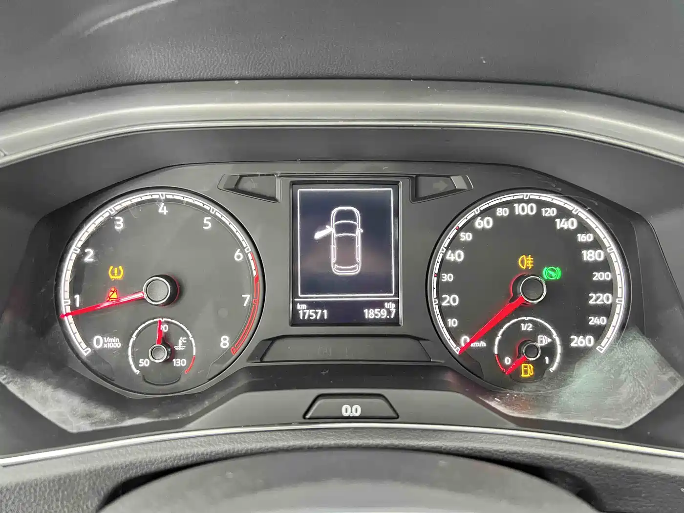 Volkswagen T-ROC 2022 280TSI DSG 2WD Comfort PLUS фото 9