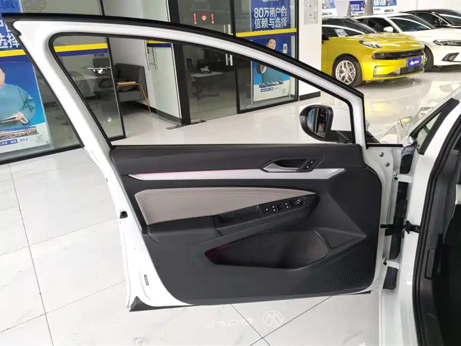 Volkswagen Golf 2021 280TSI DSG Pro фото 7