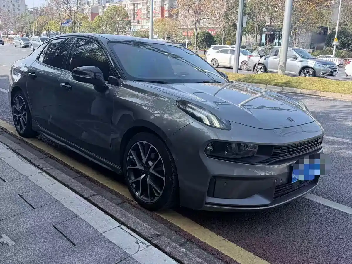 Lynk & Co 03 2020 1.5TD DCT Power Edition фото 3
