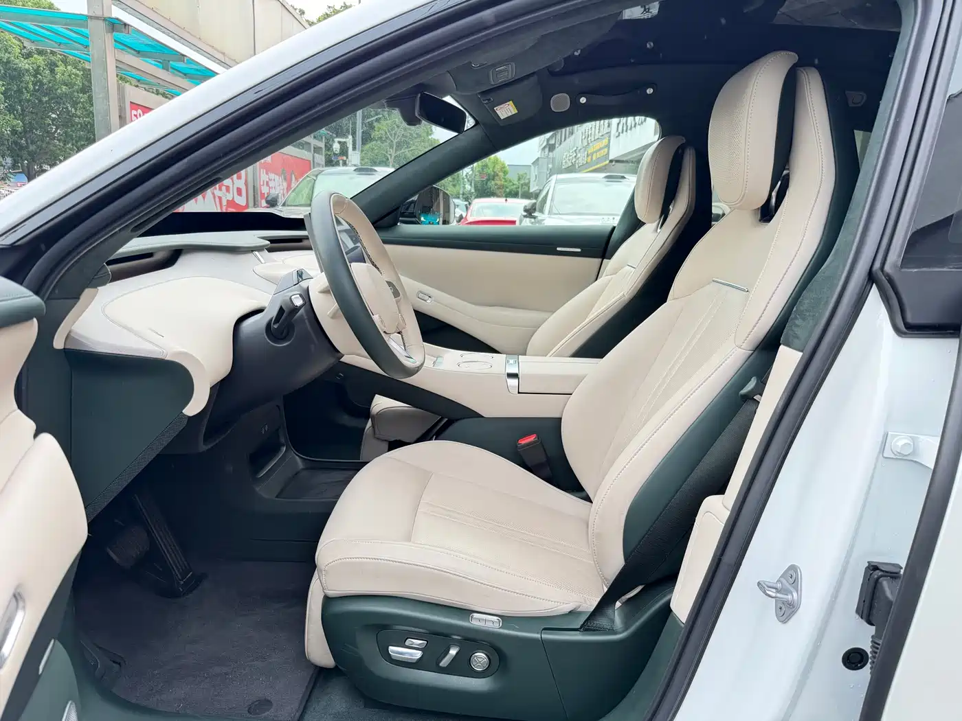 Xiaomi Auto Xiaomi YU7 2025 Ultra Long Range High Performance AWD Max Edition фото 13