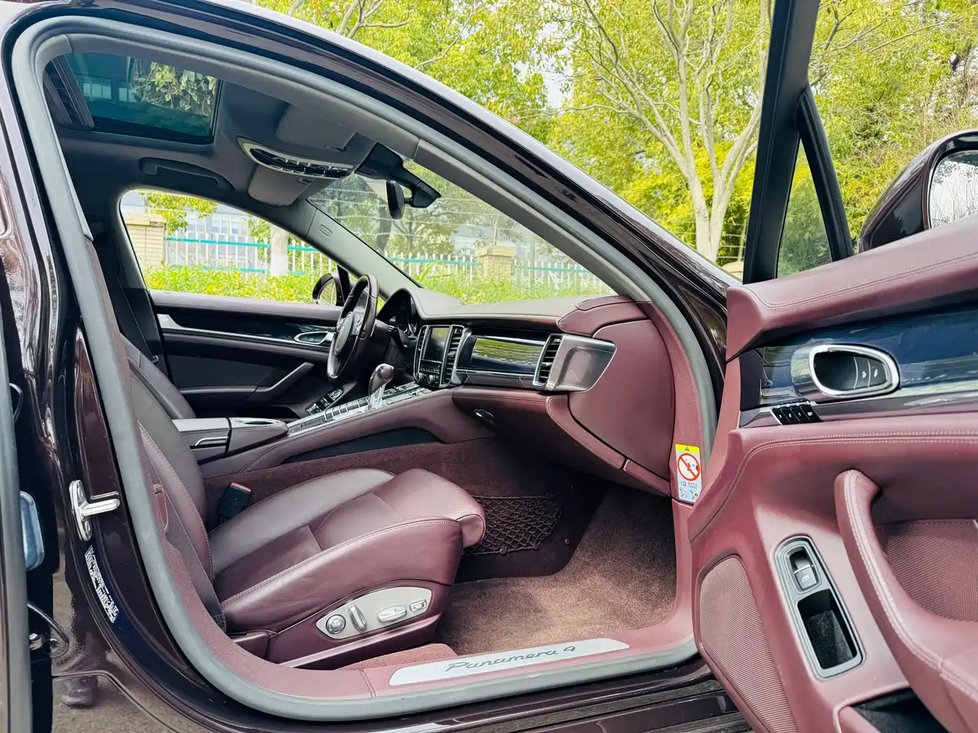 Porsche Panamera 2014 Panamera 4 3.0T фото 6