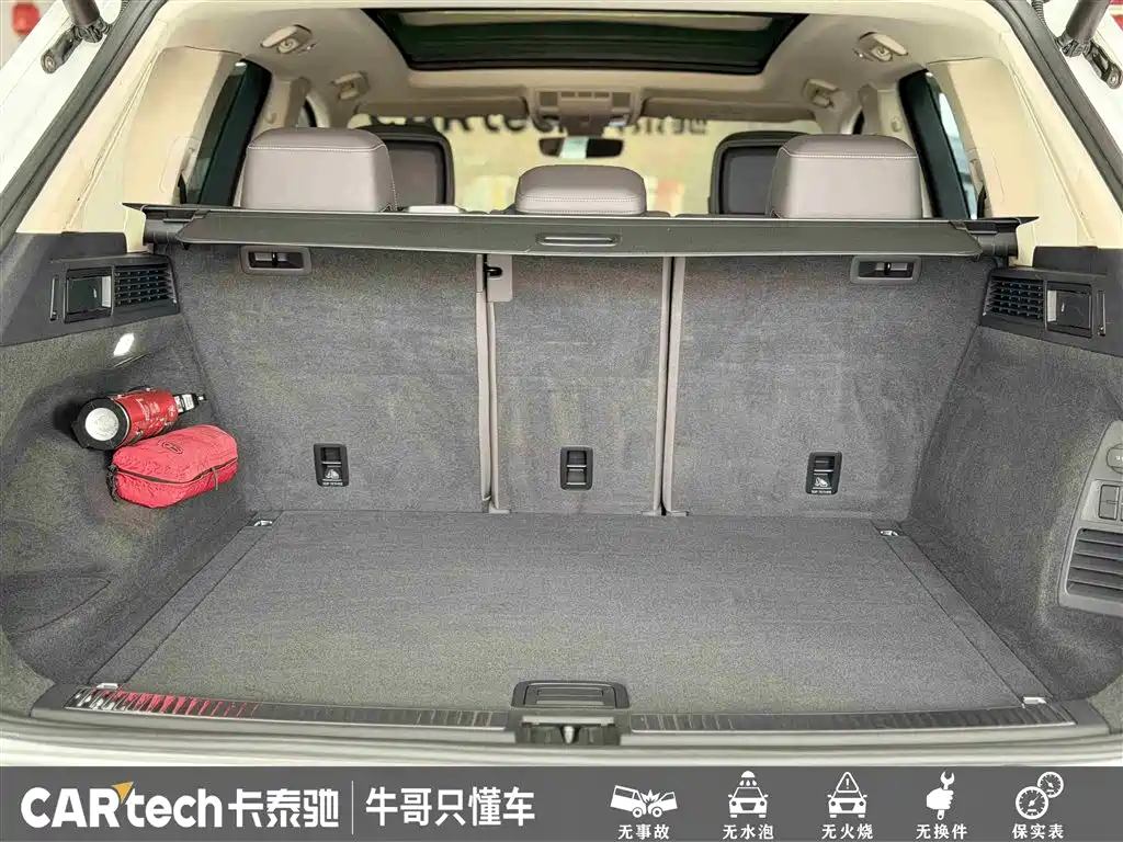 Volkswagen Touareg 2019 2.0TSI Sharp Wing Edition China V фото 14