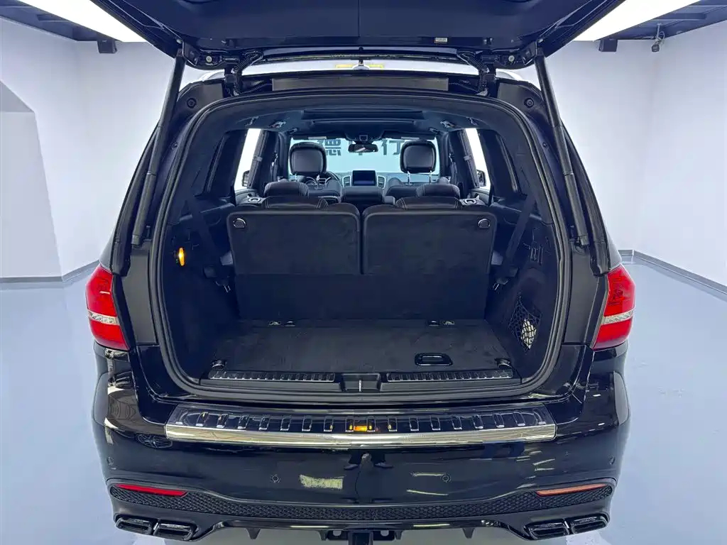 Mercedes-Benz GLS AMG 2017 AMG GLS 63 4MATIC фото 9