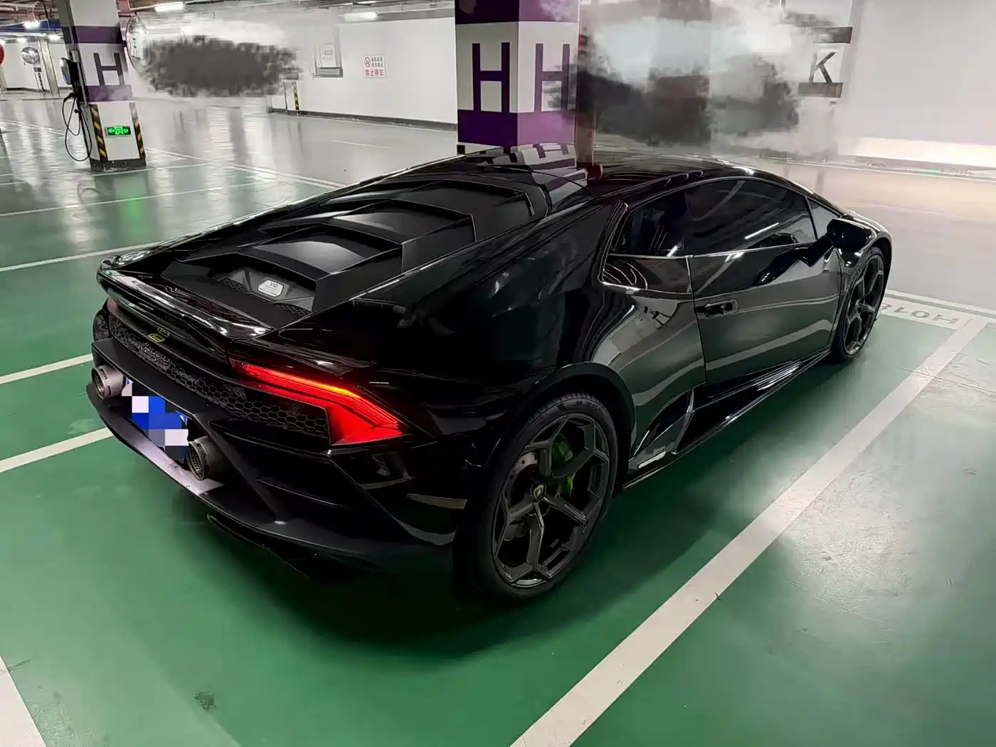 Lamborghini Huracán 2020 Huracán EVO RWD фото 2