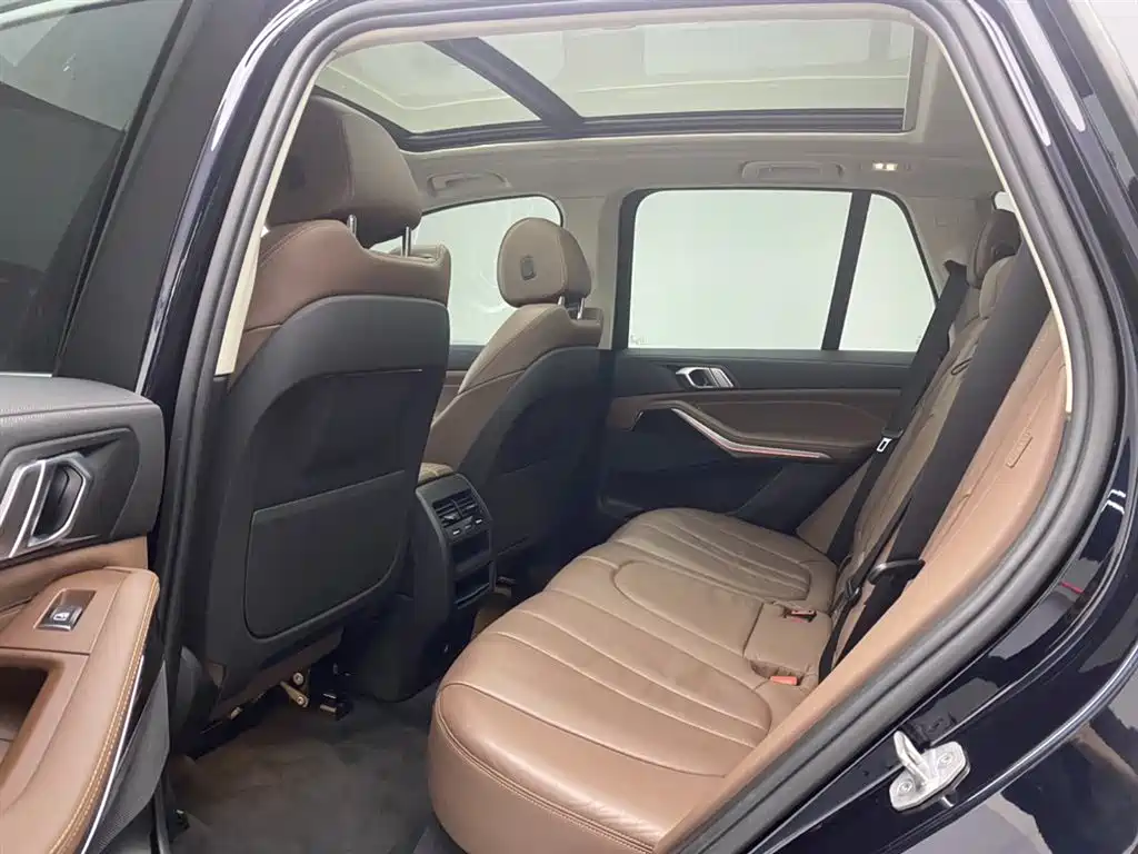 BMW X5 (Import) 2019 xDrive40i M Sport Package фото 19