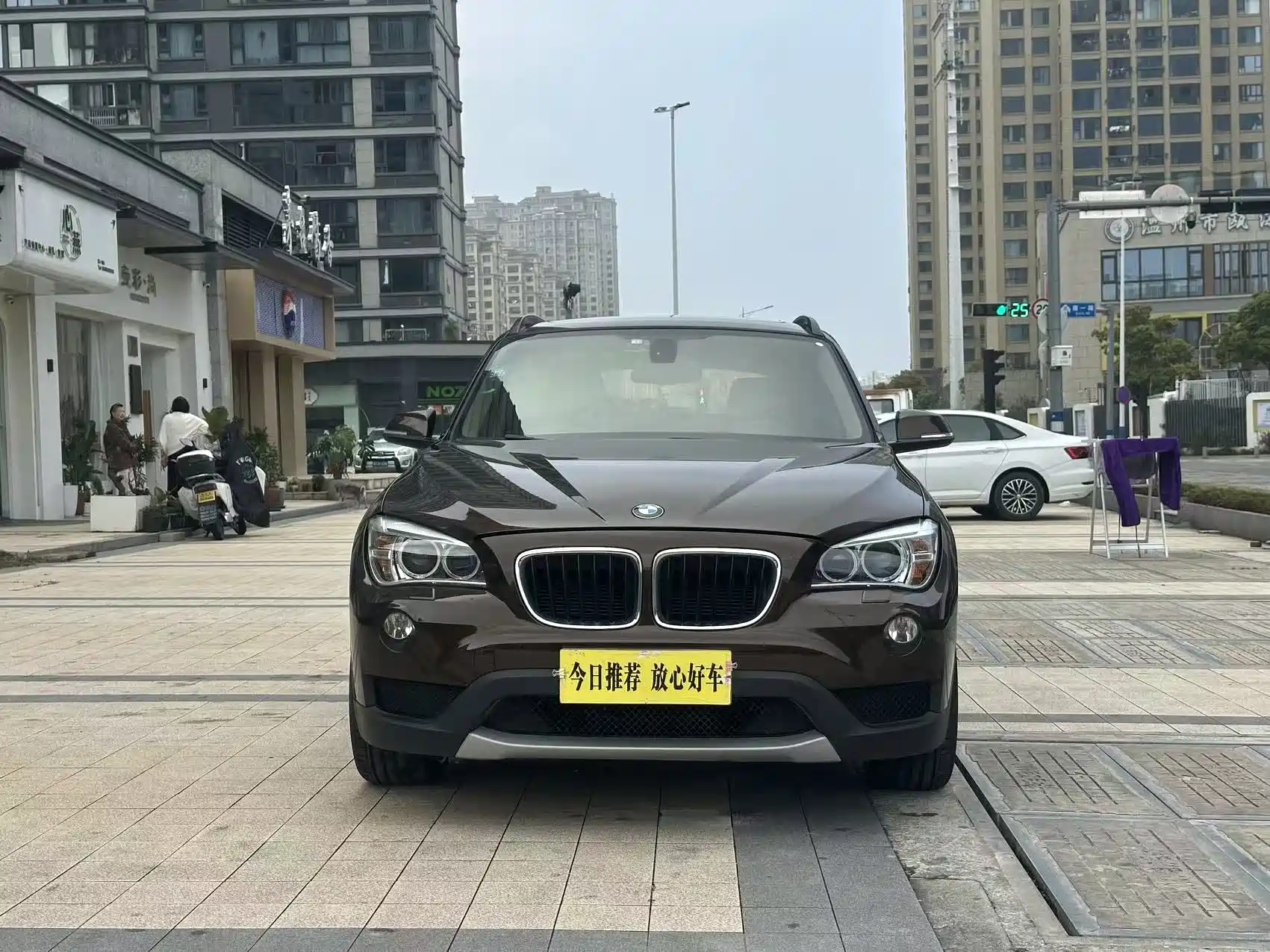 Фото 2 - BMW X1 (Import)
