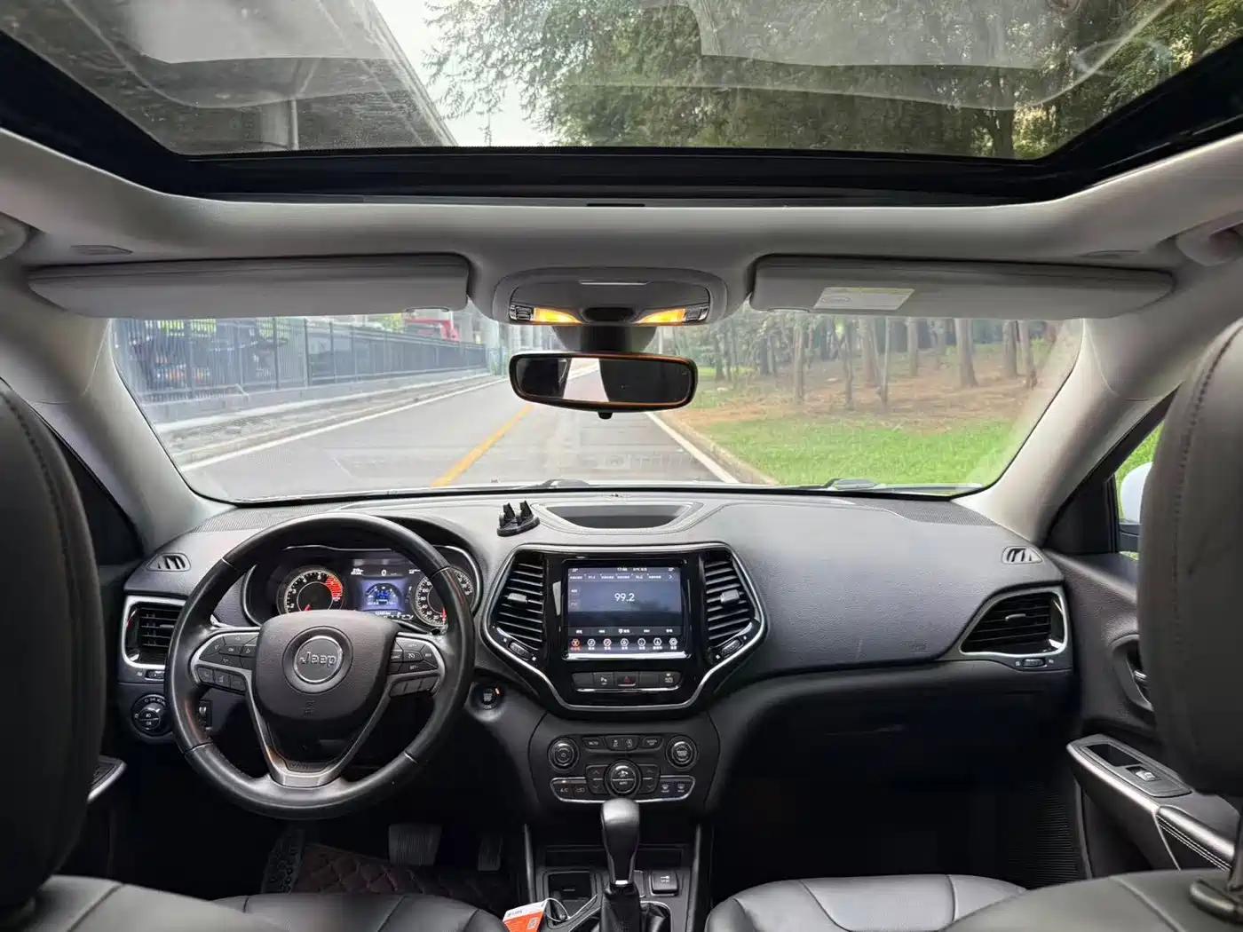 Jeep Cherokee 2021 2020 2.0T 2WD Leading Edition