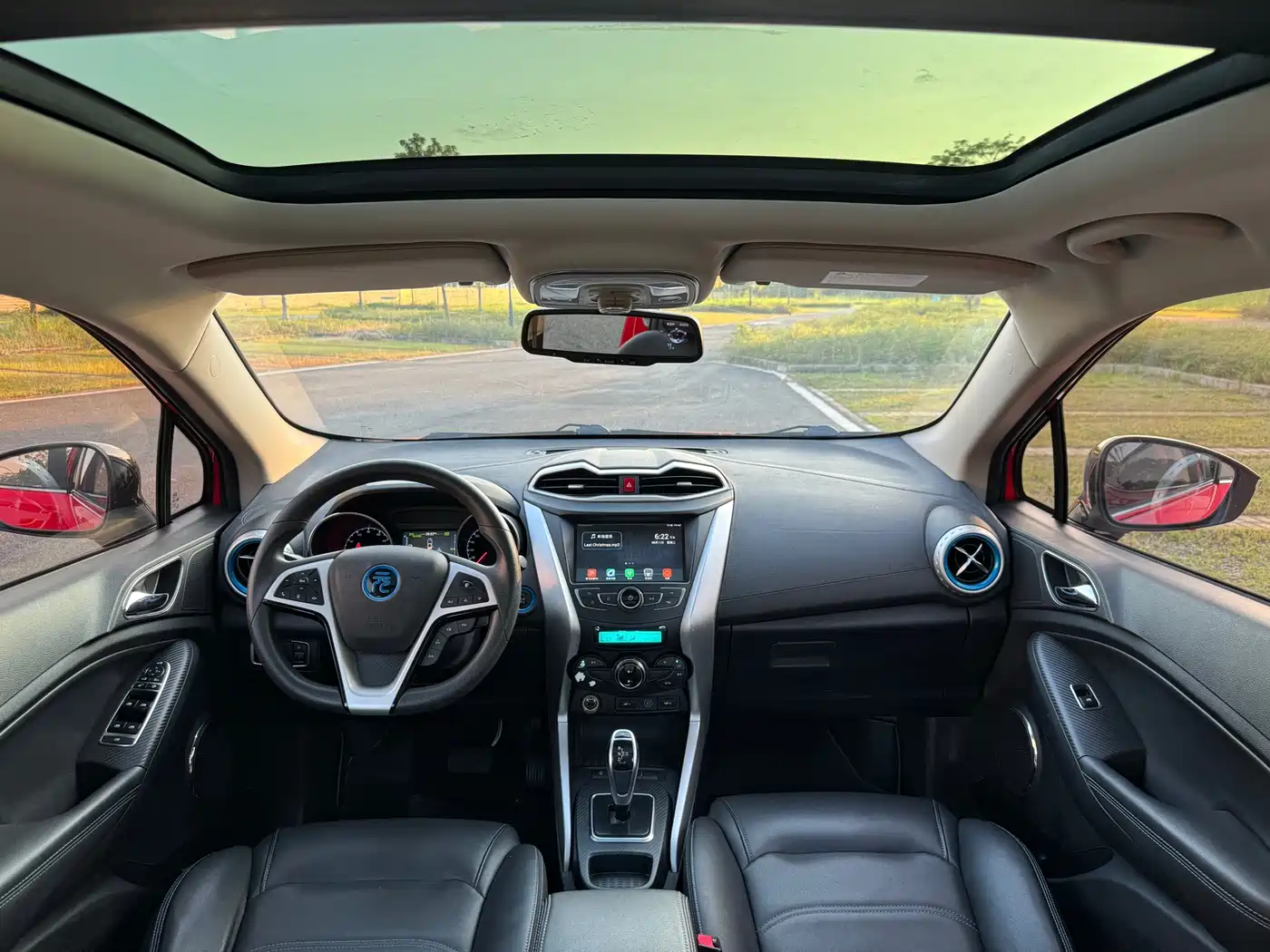 BYD Yuan New Energy 2019 2019 EV360 Smart Connect Premium Edition