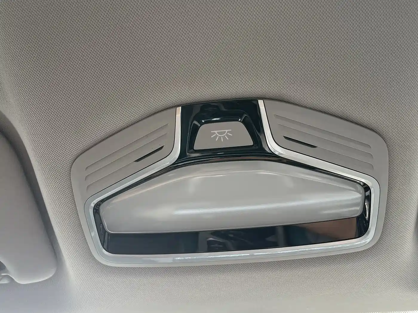 GEELY AUTOMOBILE EMGRAND