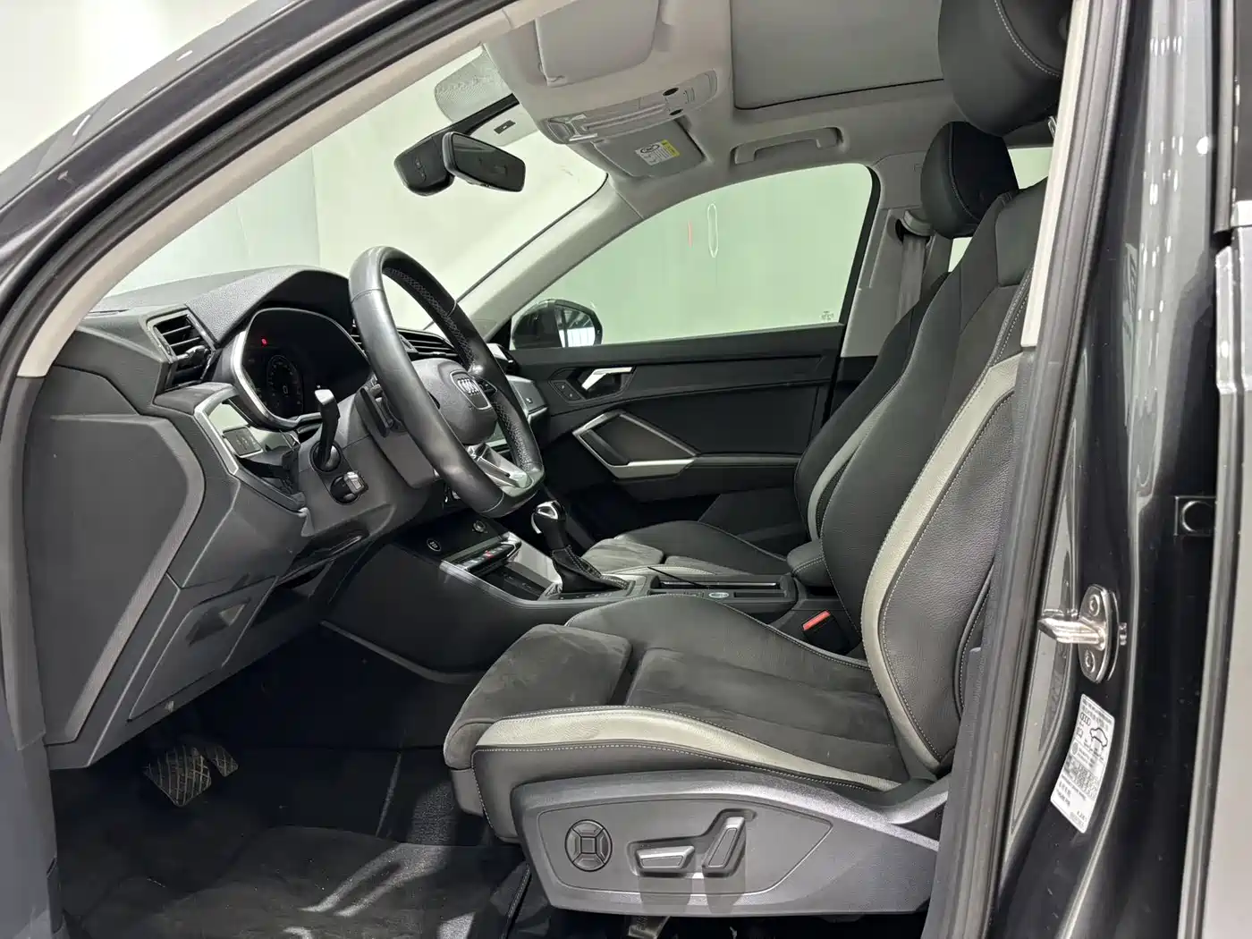 Audi Q3 2023 35 TFSI Fashion Dynamic (1.4T) фото 11