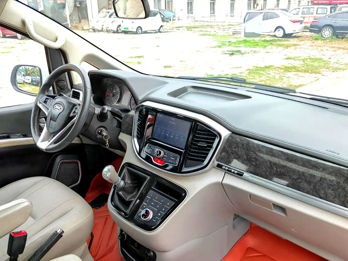 Фото 30 - JAC Refine Refine M4