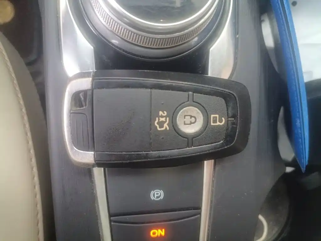 Ford Focus 2022 2021 Sedan EcoBoost 180 Auto Trend