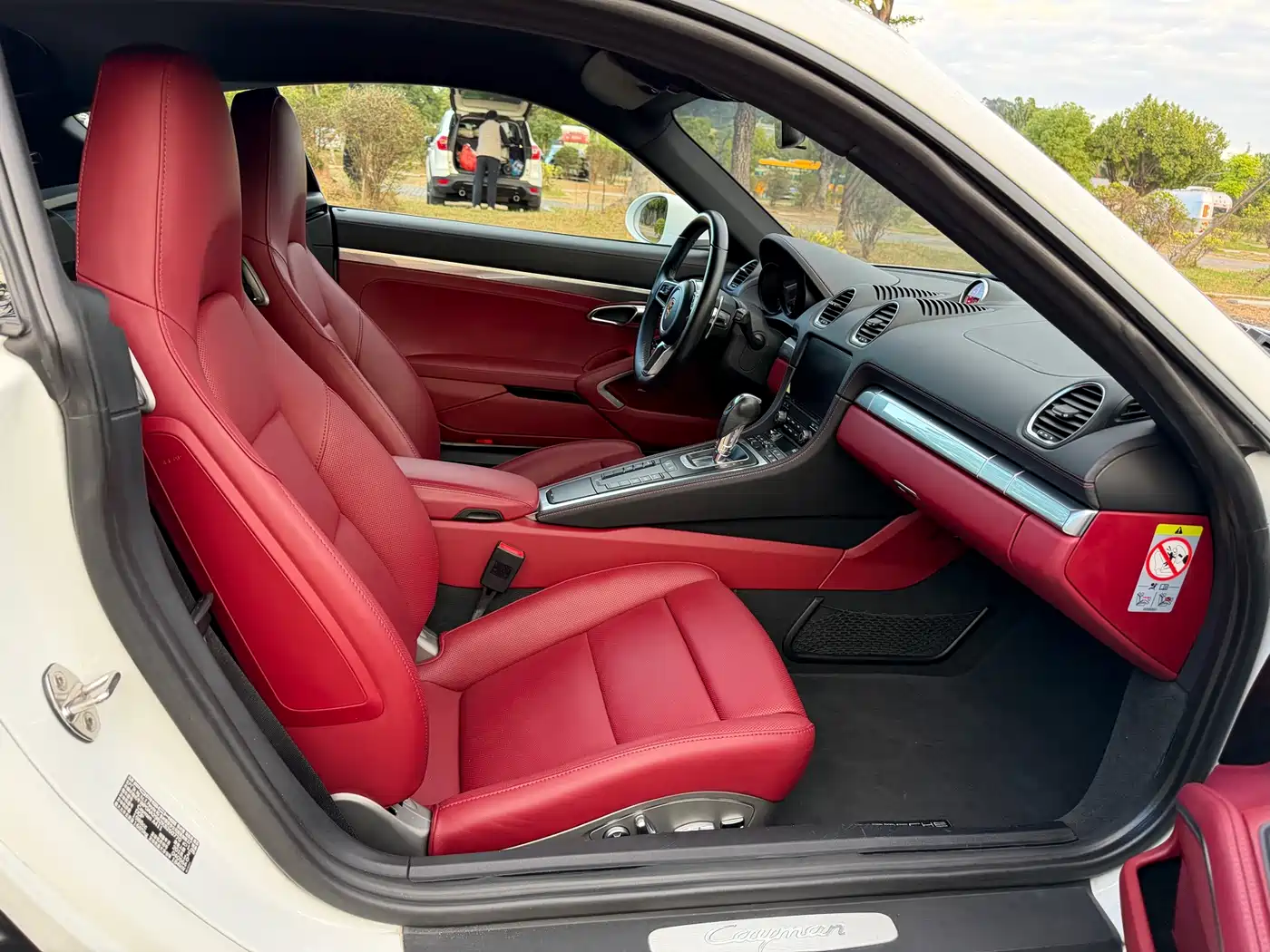 Porsche 718 2018 Cayman 2.0T фото 16