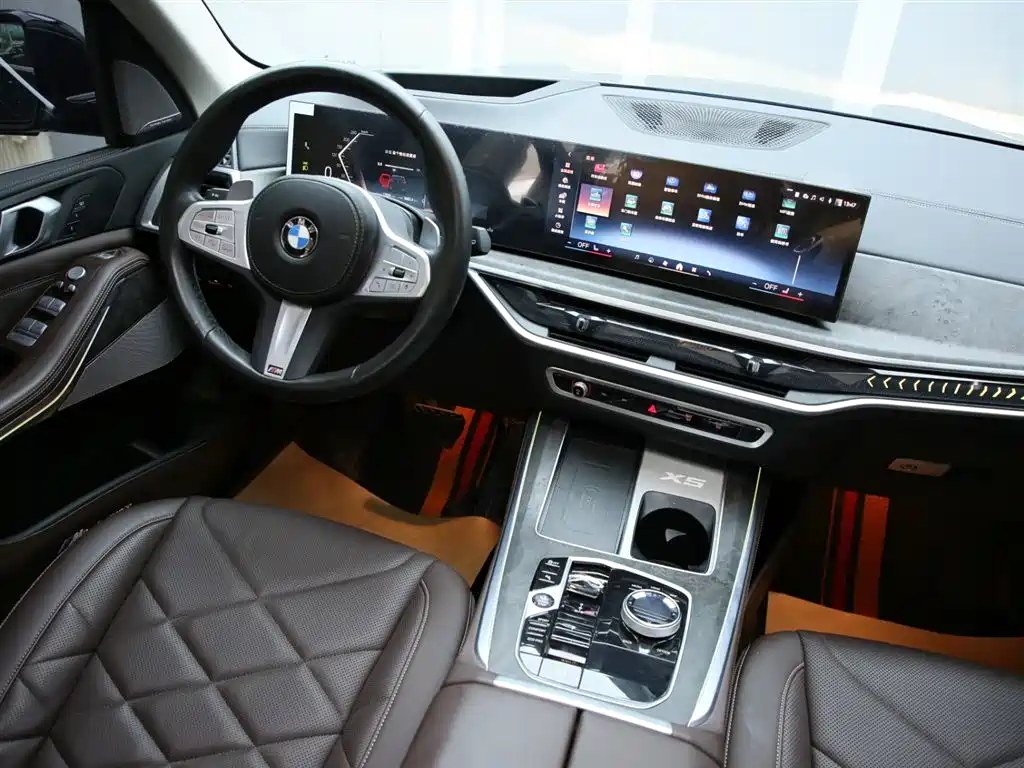 BMW X5 2023 xDrive 30Li Premium M Sport Package фото 9