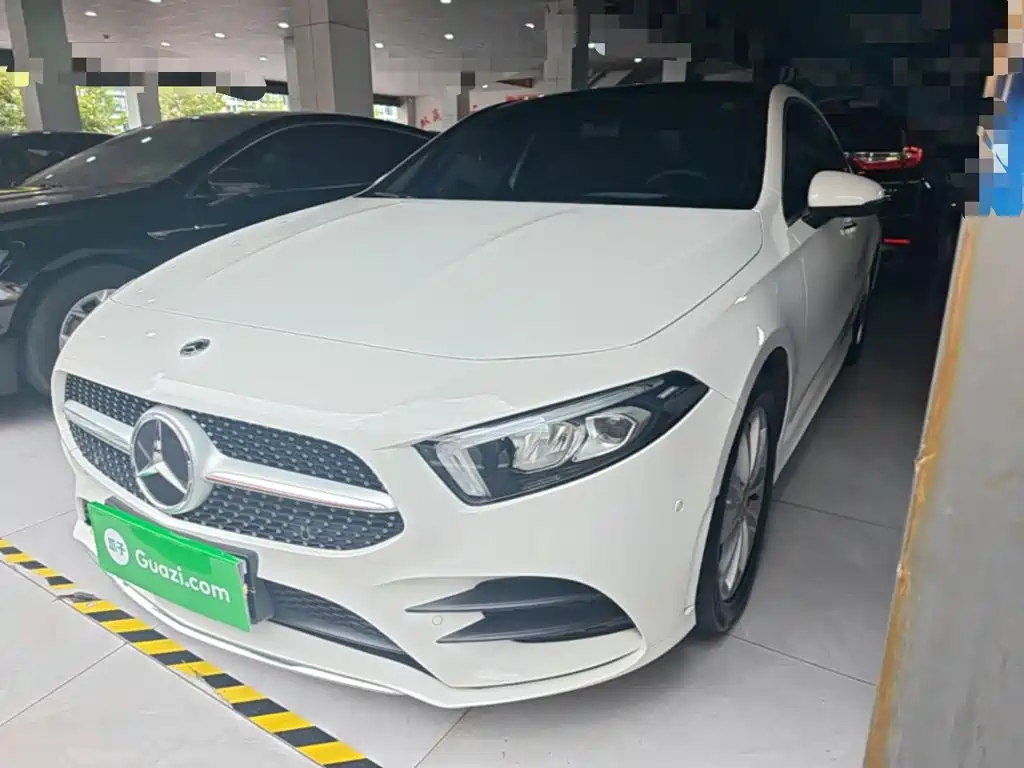 Mercedes-Benz Mercedes-Benz A-Class 2022 Facelift A 200 L Sport Sedan Dynamic