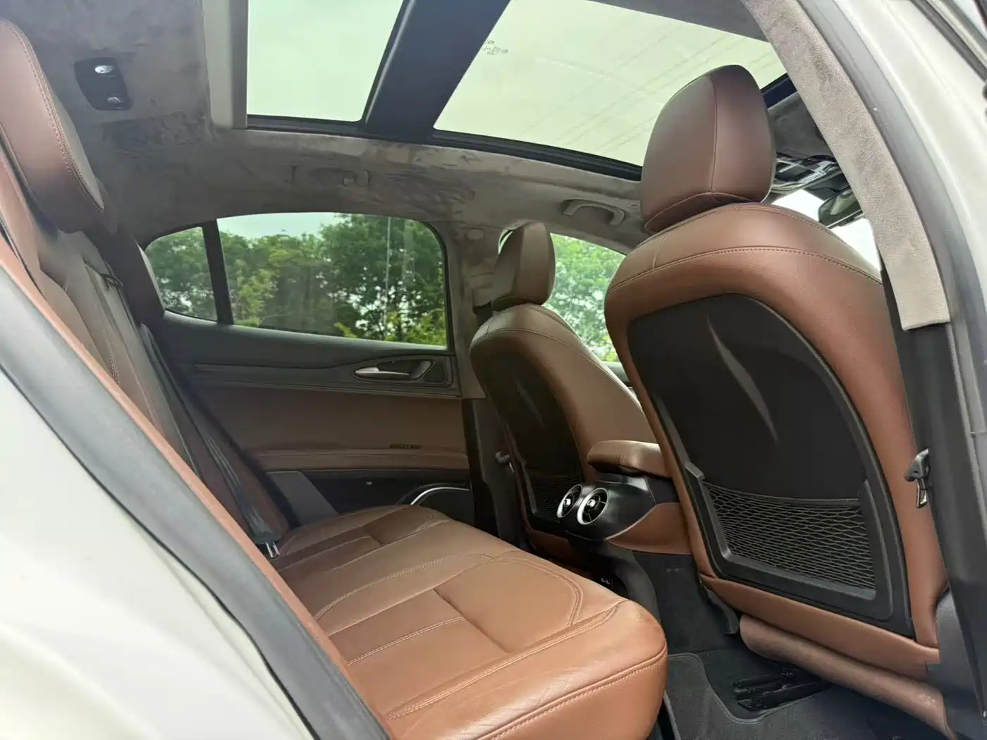 Alfa Romeo Stelvio 2018 2017 2.0T 280HP Luxury