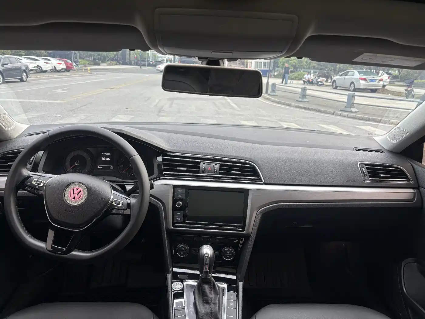 Volkswagen Lamando 2021 280TSI DSG Comfort Edition фото 12