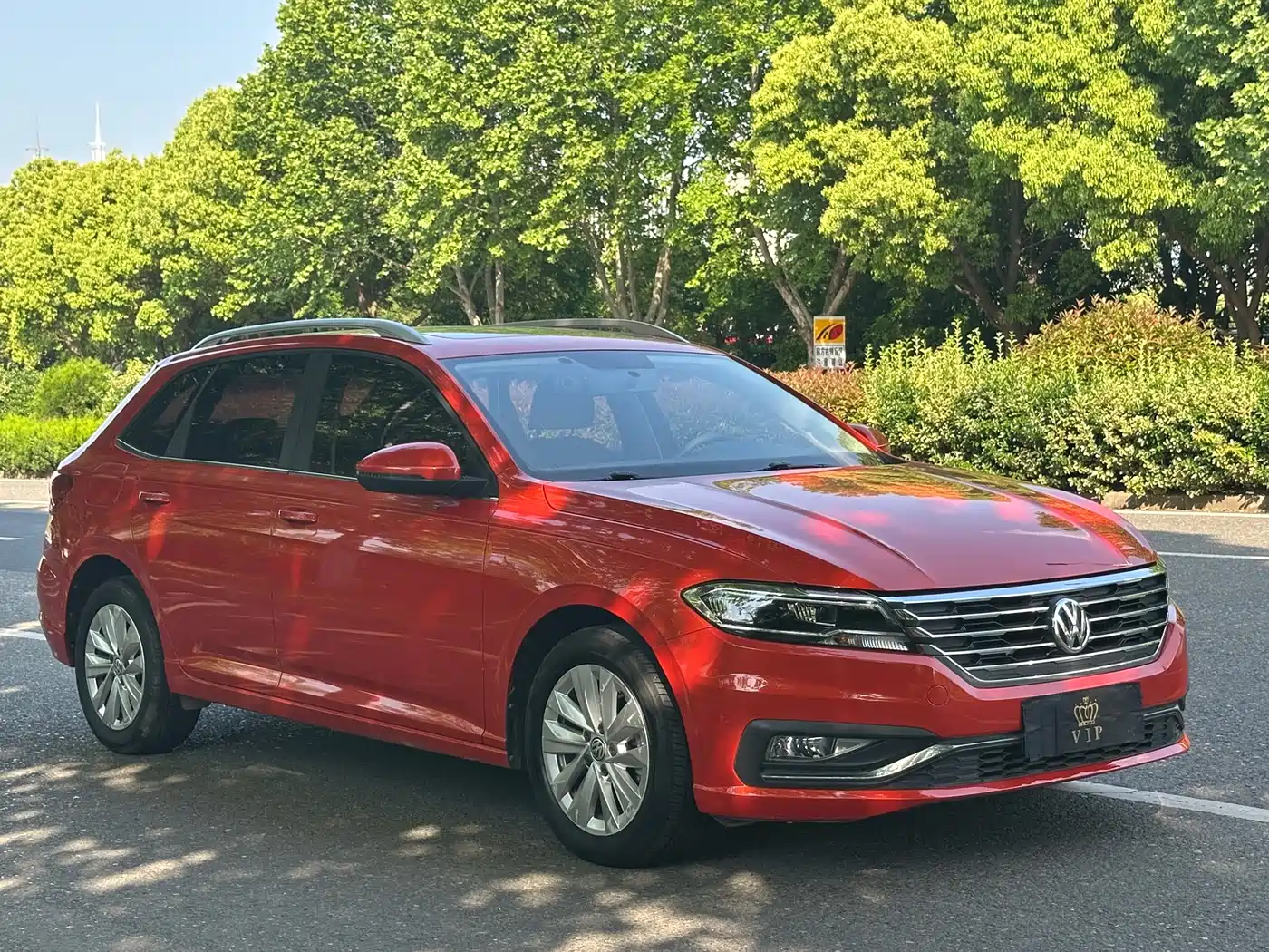 Volkswagen Lavida 2018 Hatchback 200TSI DSG Comfort Edition China V фото 3