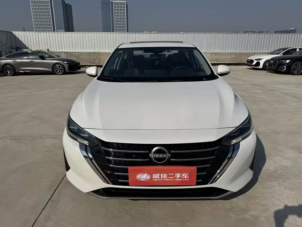 صورة 2 - Nissan Sylphy