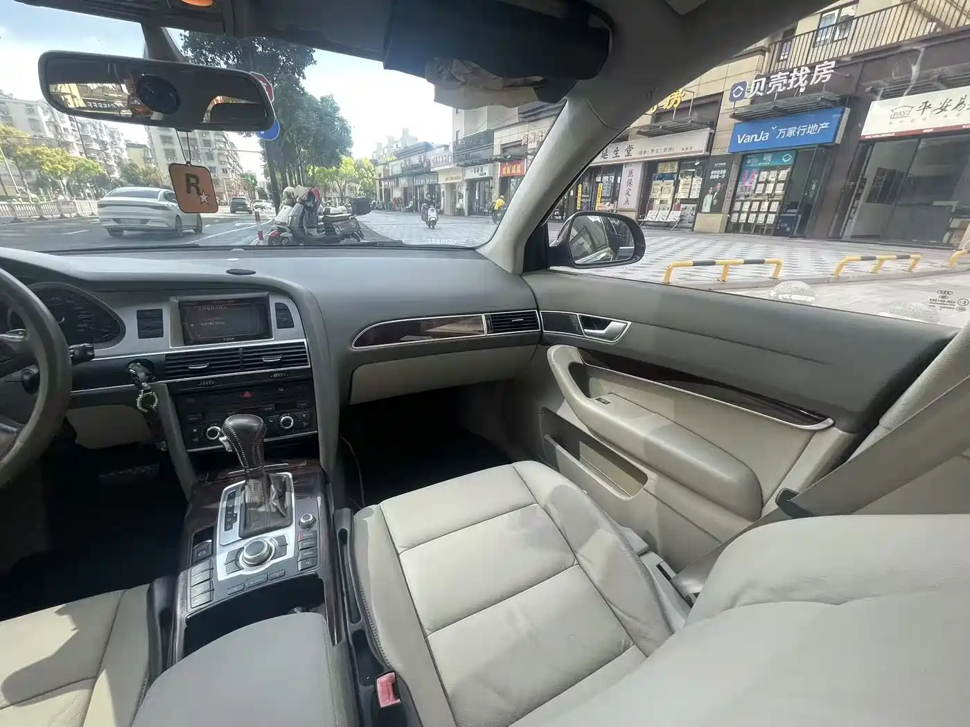 Audi A6L 2009 2.4L Comfort фото 13