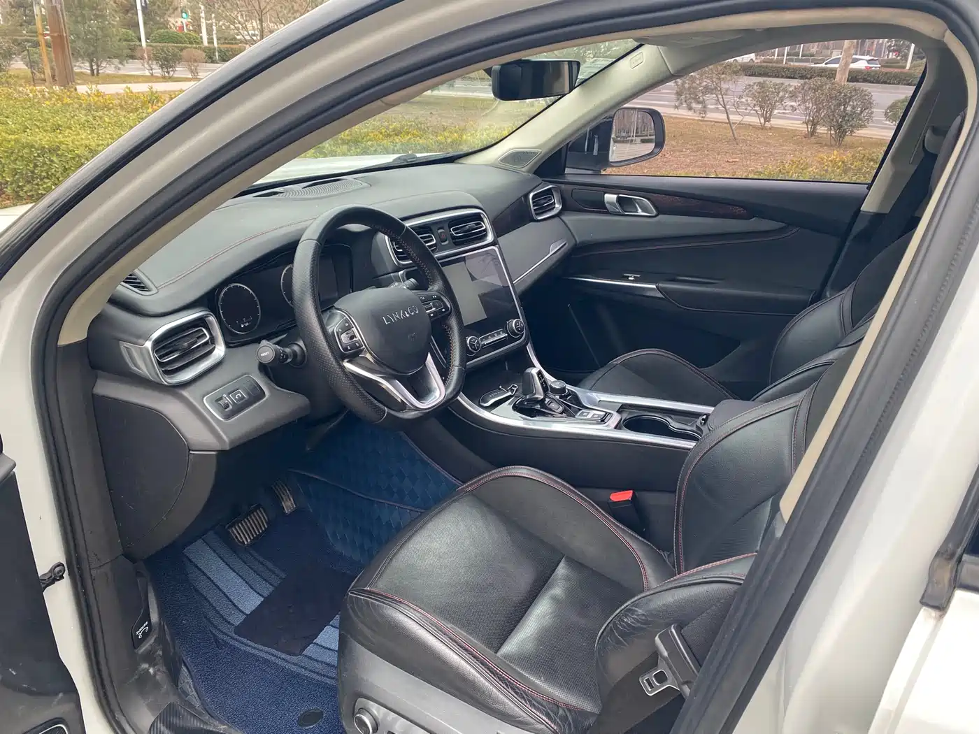 Lynk & Co 01 2019 2.0T AWD Pro Edition China VI фото 4