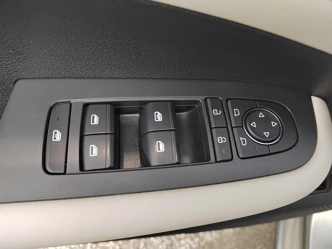 BYD Hai Bao 05 DM-i 2025 DM-i Smart Drive Edition 55KM Luxury фото 12