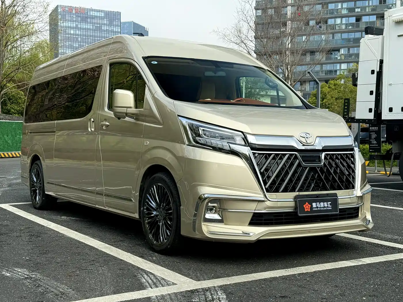 KETI CAR KTI MOUNTAINS AND RIVERS