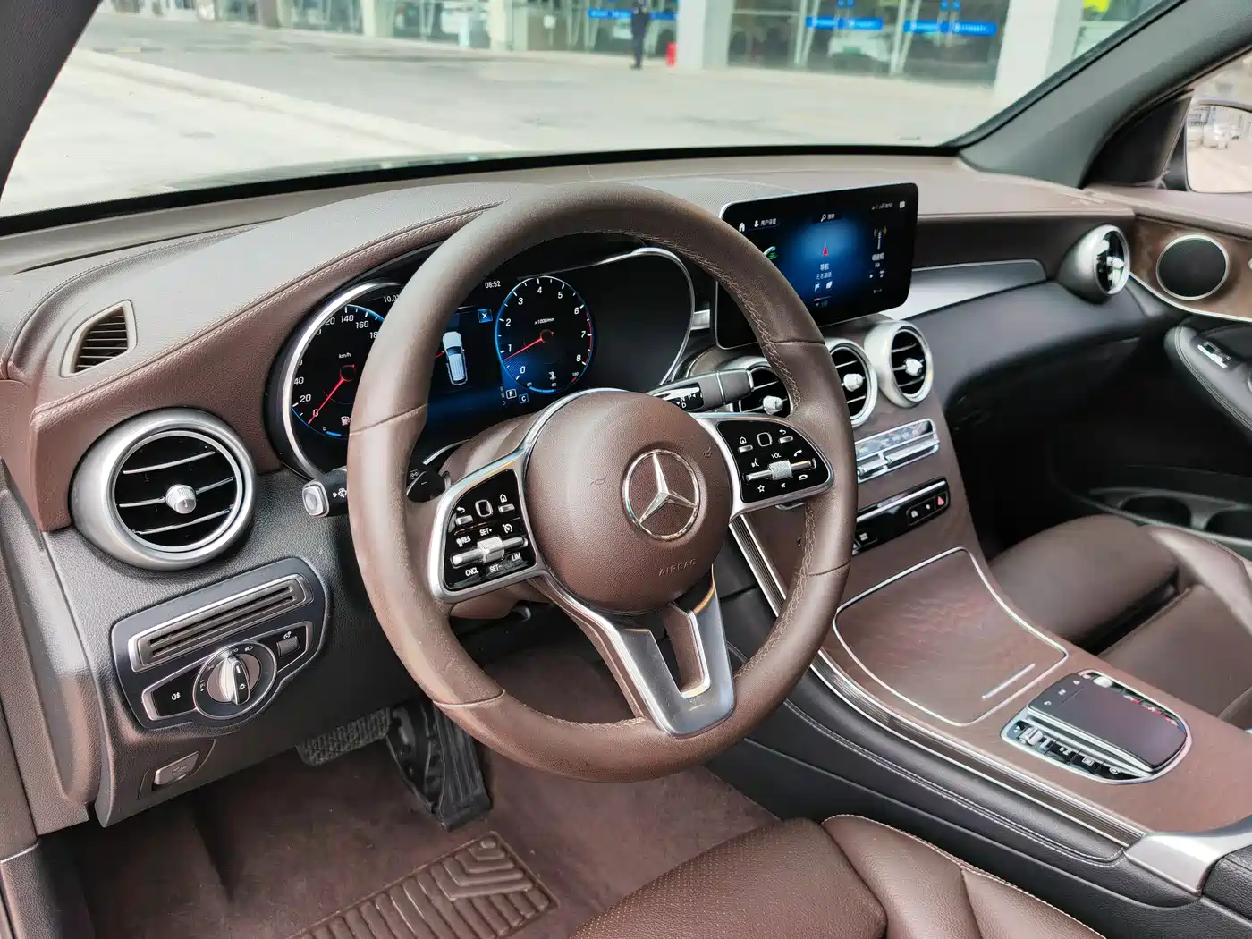 Mercedes-Benz GLC 2020 Facelift GLC 260 L 4MATIC Luxury фото 5
