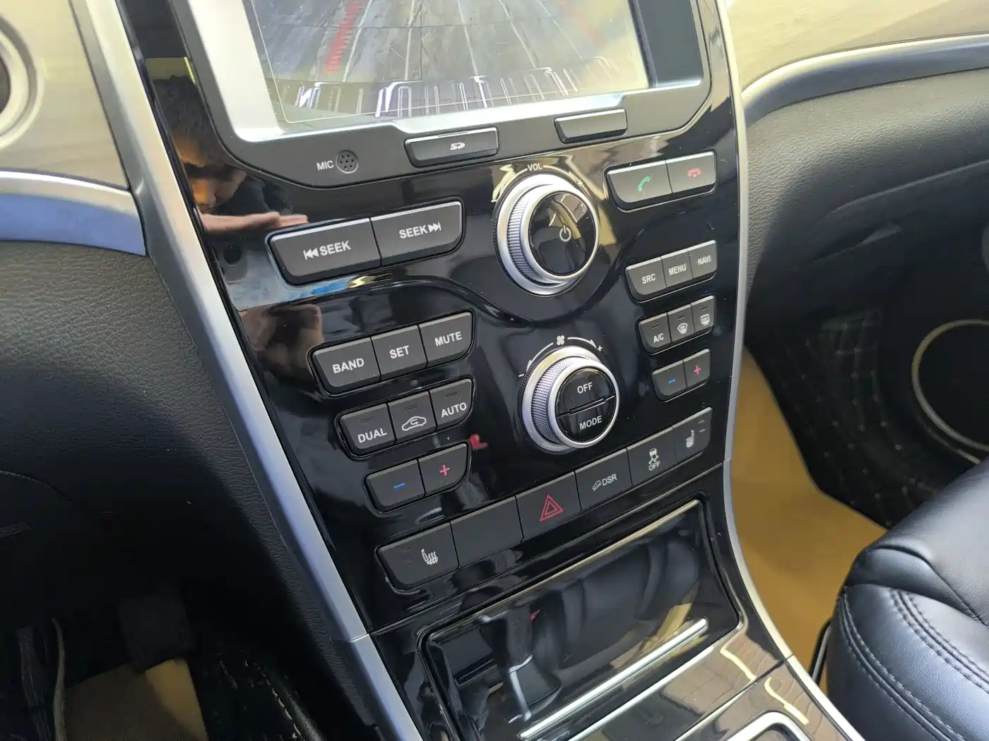 Haval H2 2017 Red Label 1.5T Automatic 2WD Luxury фото 13