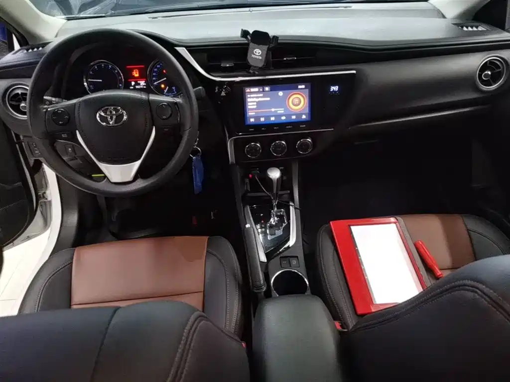 Toyota Corolla 2017 Facelift 1.2T S-CVT GL-i фото 10