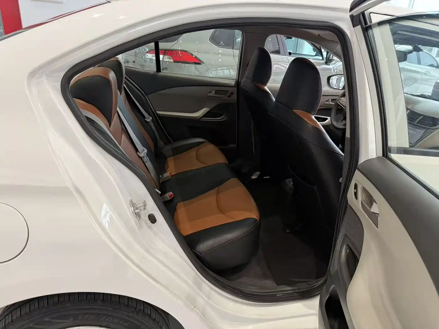 Chevrolet Sail 2016 Sail 3 1.3L Manual Comfort Sunroof Edition фото 17