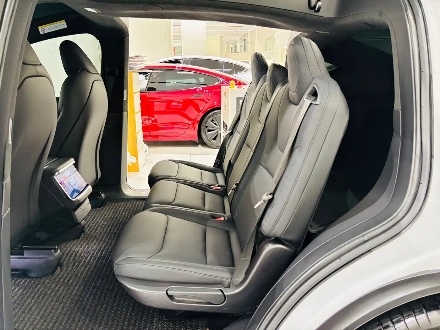 Tesla Model X 2023 Dual Motor All-Wheel Drive Edition фото 20