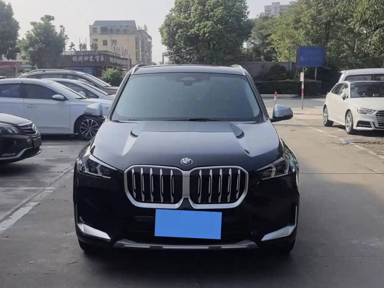 Фото 3 - BMW X1