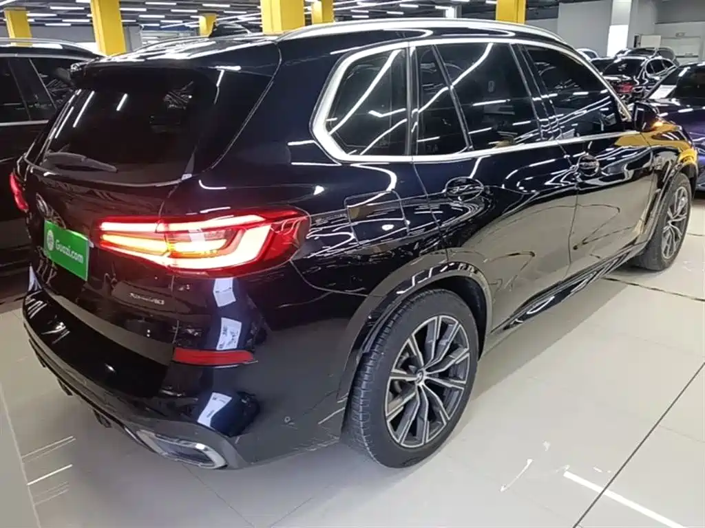 BMW X5 (Import) 2019 xDrive40i M Sport Package фото 7