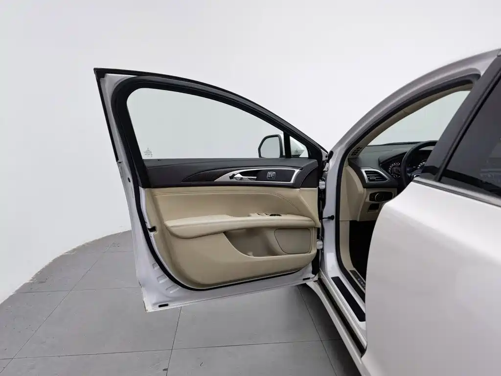 Lincoln MKZ 2018 2017 2.0T Exclusive Edition