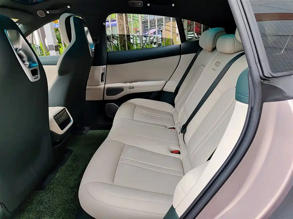 Xiaomi Auto Xiaomi YU7 2025 Ultra Long Range High Performance AWD Max Edition фото 8