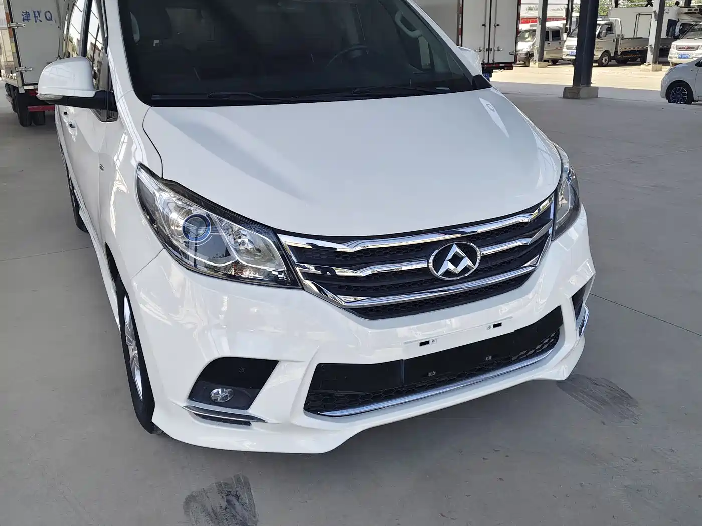 SAIC Maxus Maxus G10 2018 PLUS 2.0T Automatic Executive Edition фото 2