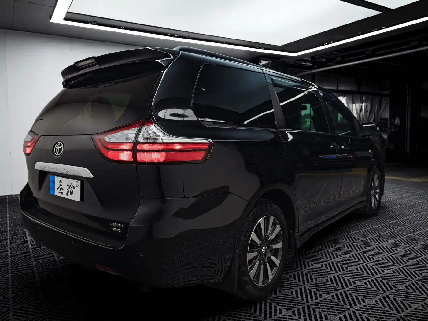 Toyota Sienna 2015 3.5L 4WD L фото 7