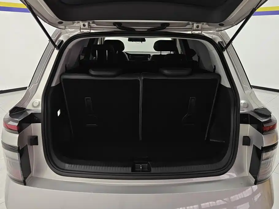 Baojun RM-5 2020 2019 1.5T CVT 24-hour Online Elite 7-seater
