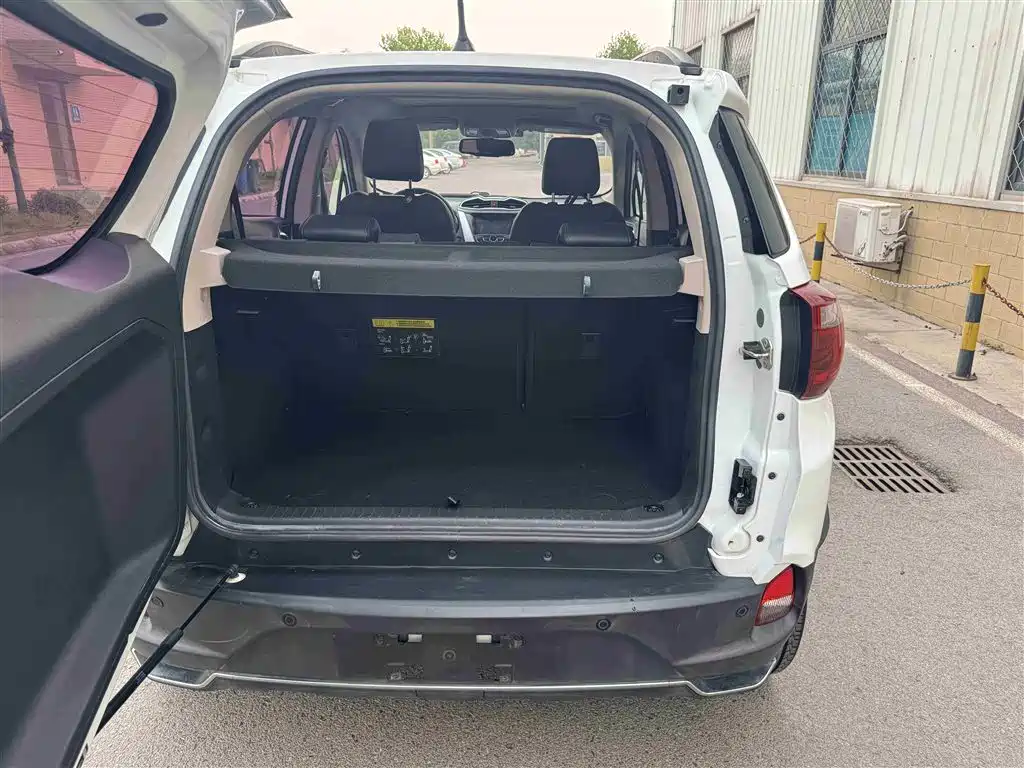 BYD Yuan New Energy 2018 EV360 Smart Connected Cool Type фото 24