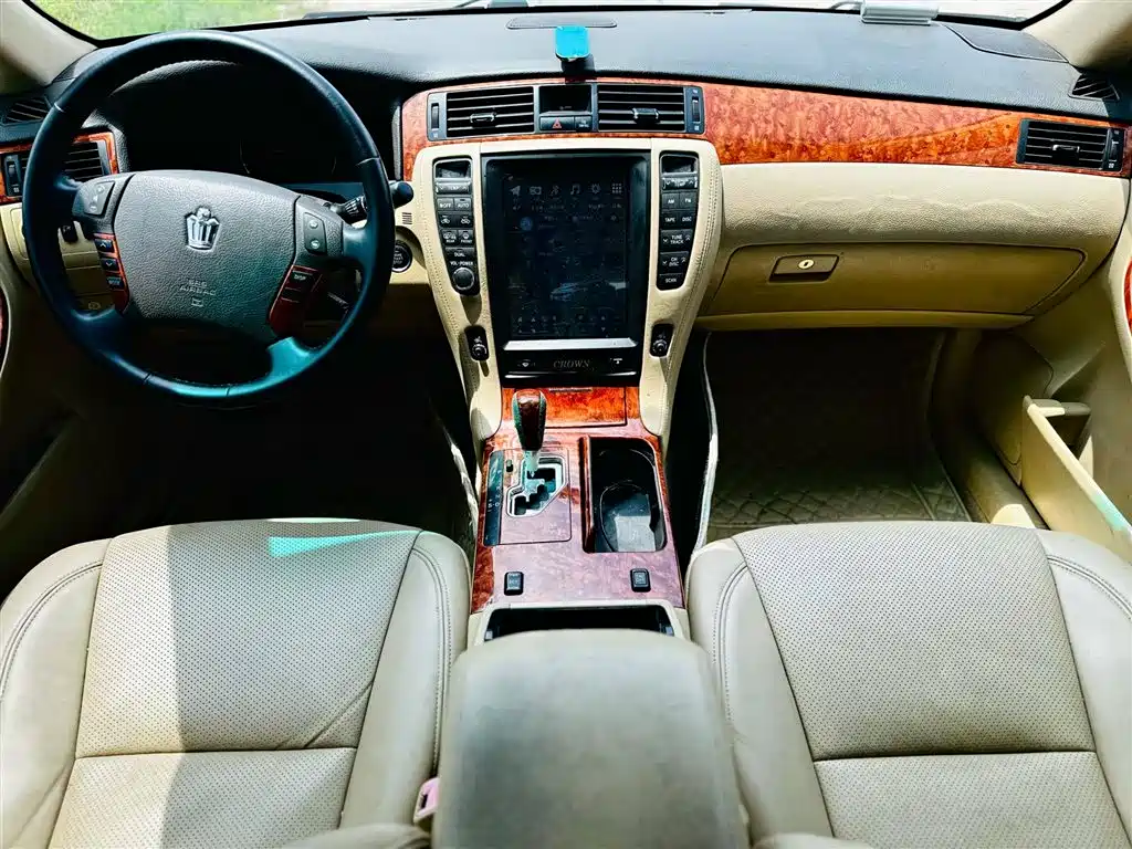 Toyota Crown 2007 3.0L Royal Saloon Navigation фото 10
