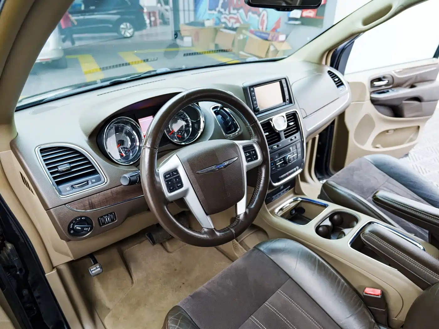 Chrysler Grand Voyager (Import) 2018 2013 3.6L Luxury Edition