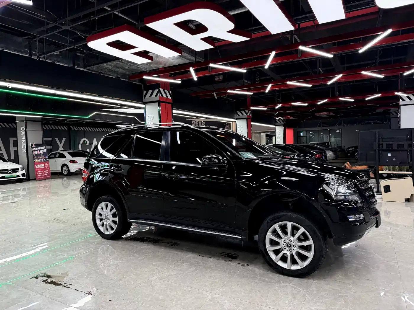Mercedes-Benz M-Class 2010 ML 350 4MATIC Luxury Special Edition фото 5